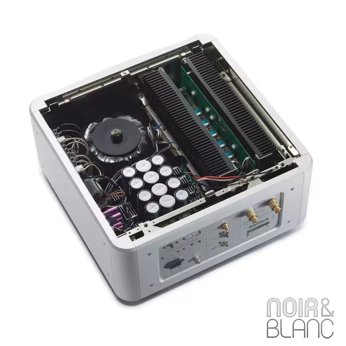 Amplificateur de puissance mono Esoteric Grandioso M1X