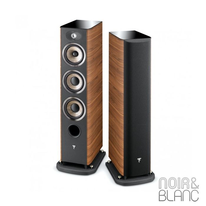 Focal Aria 926 main product photo