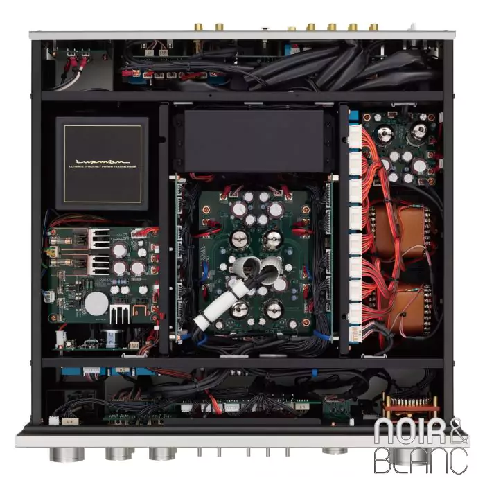 Préamplificateur Luxman CL-1000