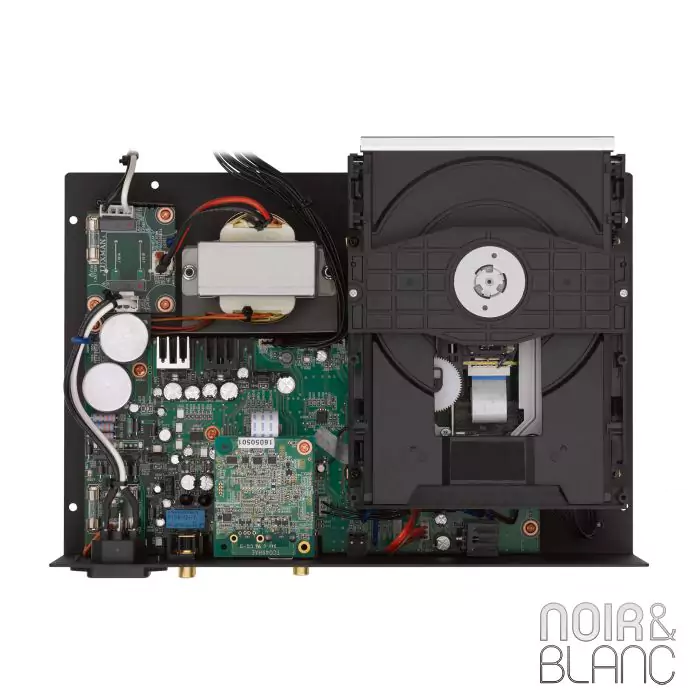 Lecteur CD Luxman D-N150