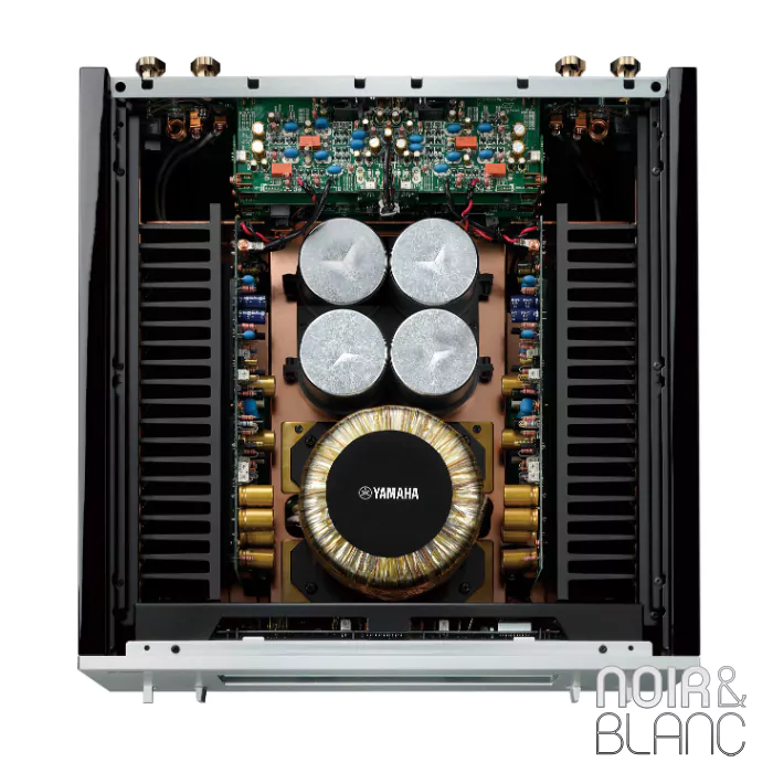 Amplifcateur de puissance Yamaha M5000