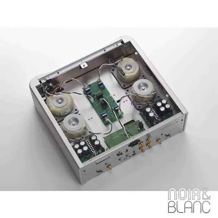 Lecteur réseau/DAC Esoteric N-01XD SE