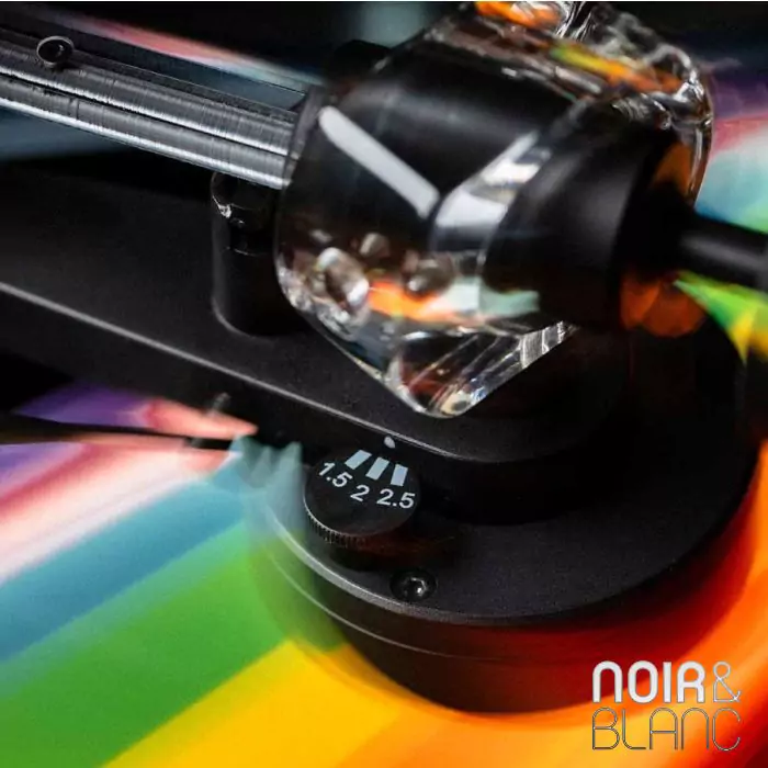 Platine Vinyle Pro-Ject The Dark Side Of The Moon – Édition Spéciale, Neuve