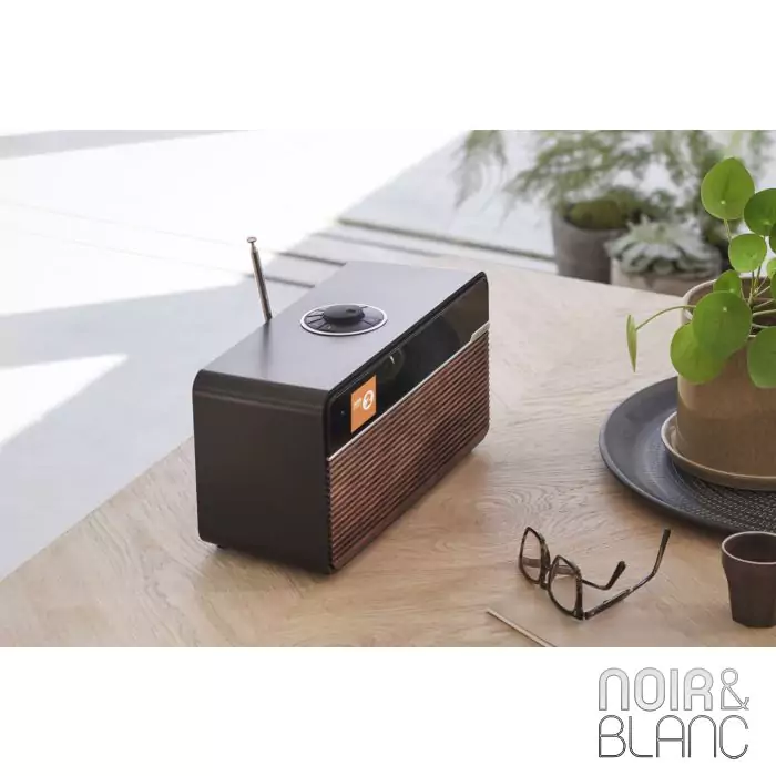 Enceinte connectée RUARK Audio R2 MK4