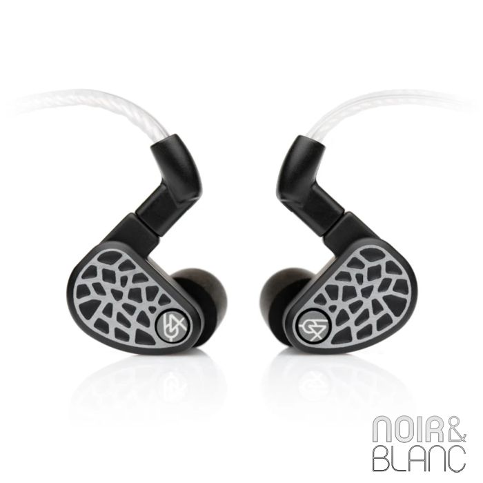 64 Audio U18S Universal main product photo