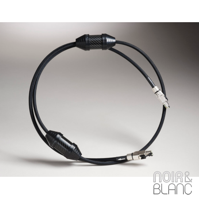 Shunyata Research Sigma-X Ethernet main product photo