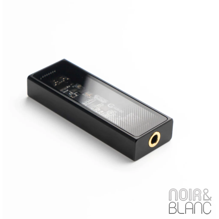 Questyle M12i main product photo