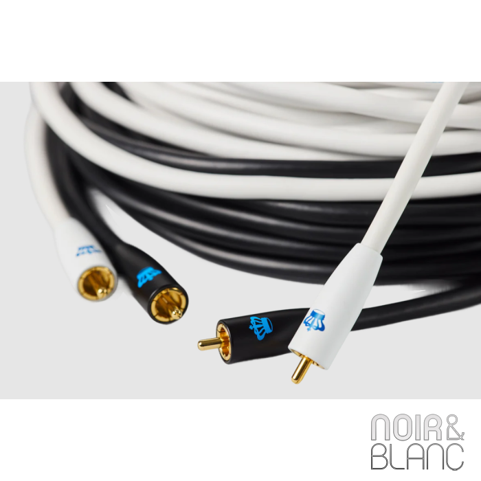 REL Commander main product photo