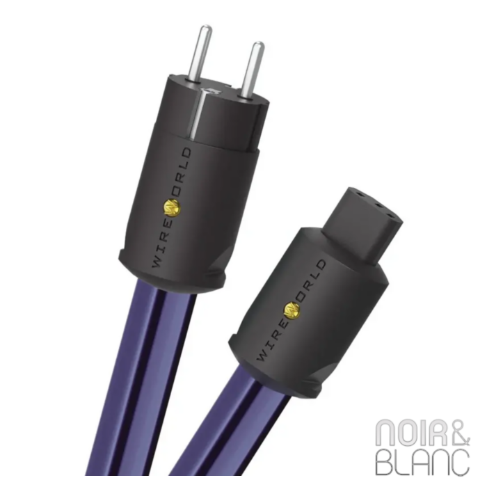 Wireworld Aurora 10 Power Conditioning Cord main product photo