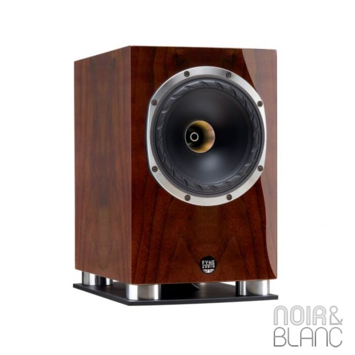 Fyne Audio F500SP main product photo