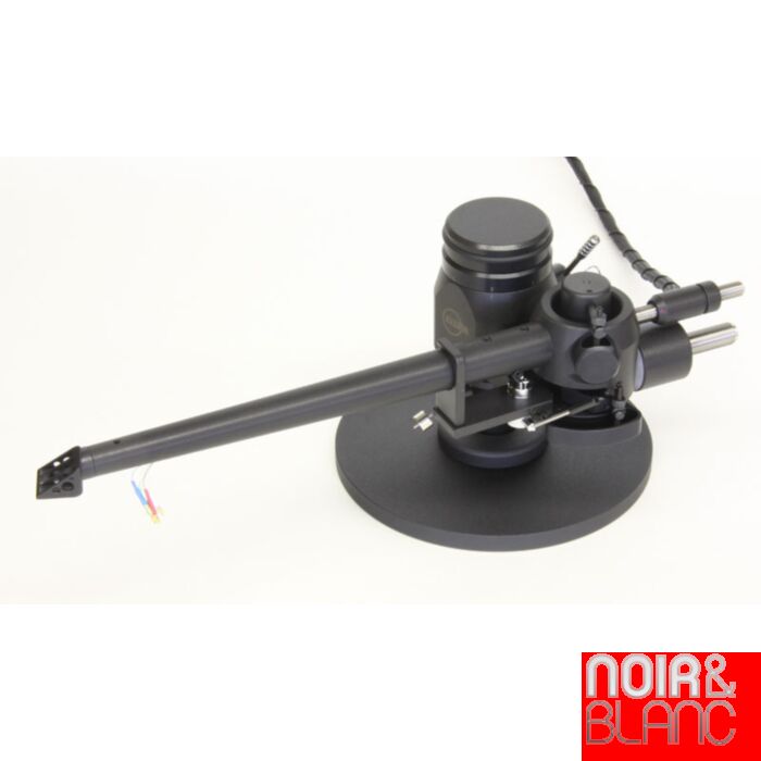 Kuzma 4 Point main product photo