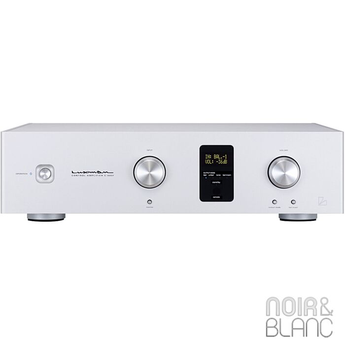 Luxman C-600f main product photo
