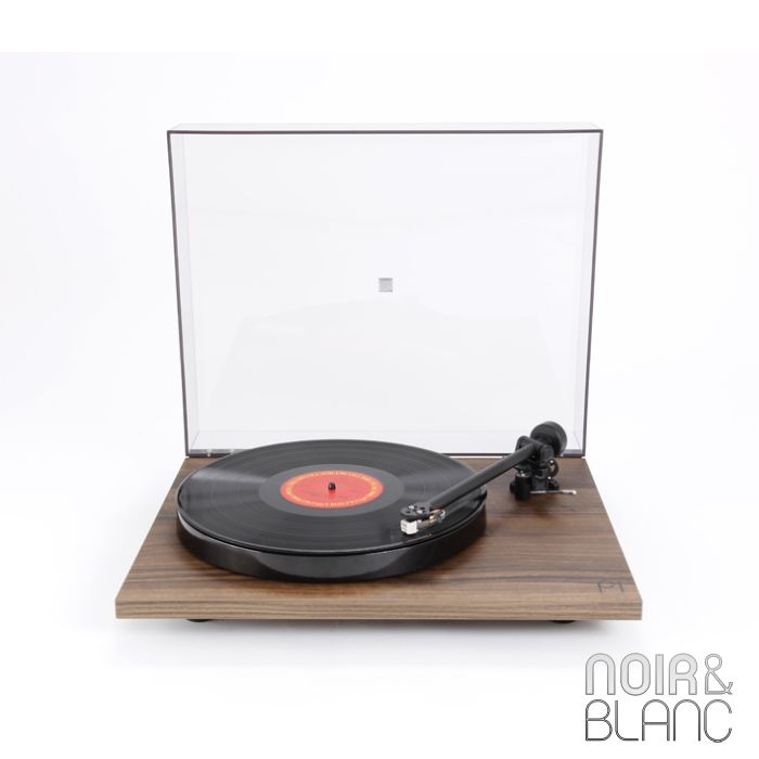 Rega PLANAR 1 Matt main product photo