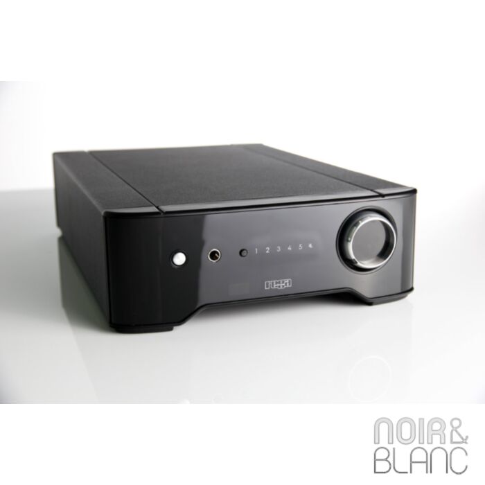 Rega Brio main product photo