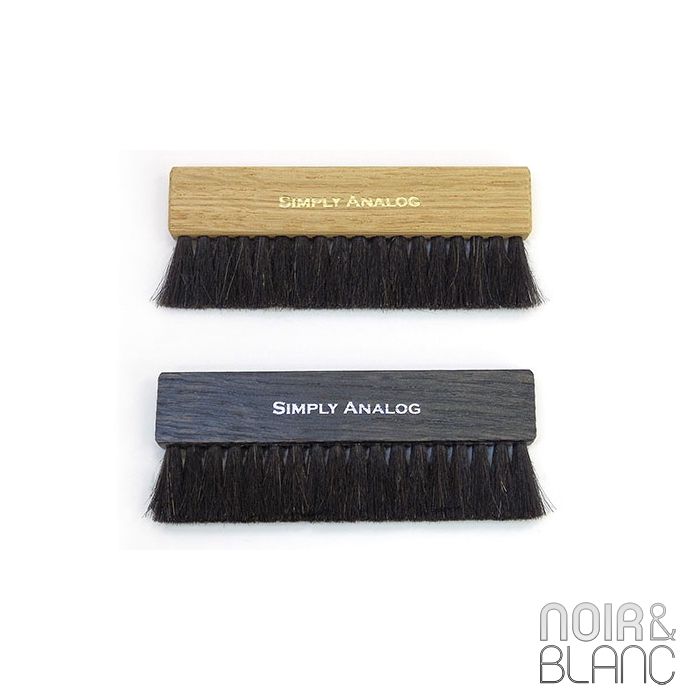 SIMPLY ANALOG RECORD BRUSH main product photo