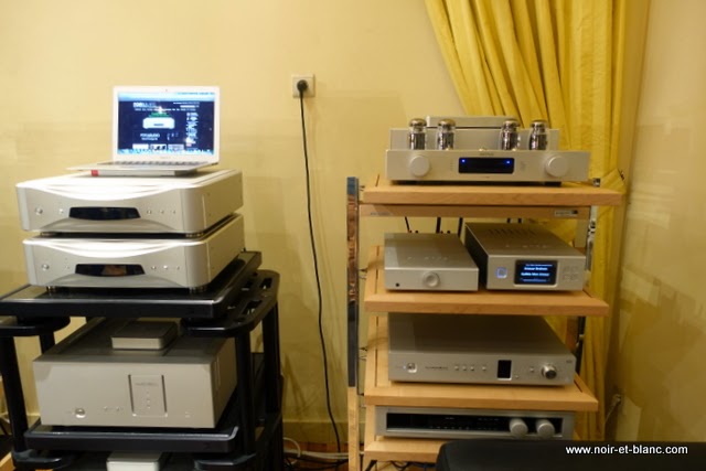Luxman D-06 + Esoteric Grandioso D1 chez Noir et Blanc