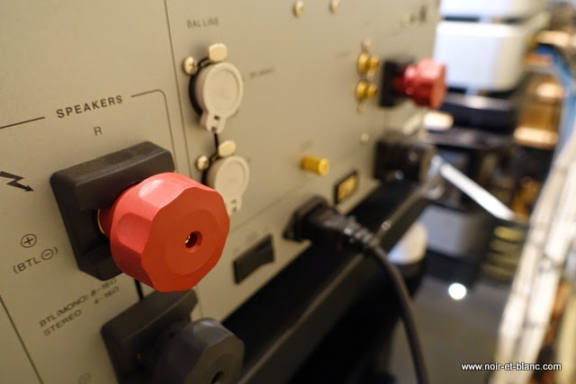 Luxman M-600A chez Noir et Blanc