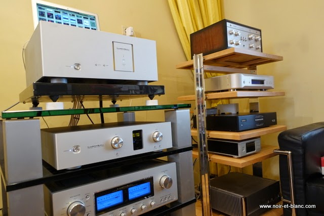 Luxman M-600A chez Noir et Blanc