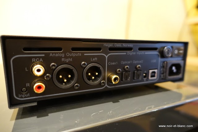 Hegel HD12 chez Noir et Blanc