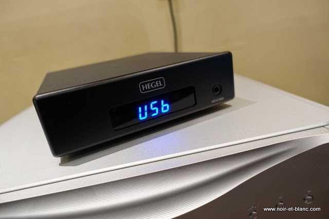 Hegel HD12 chez Noir et Blanc
