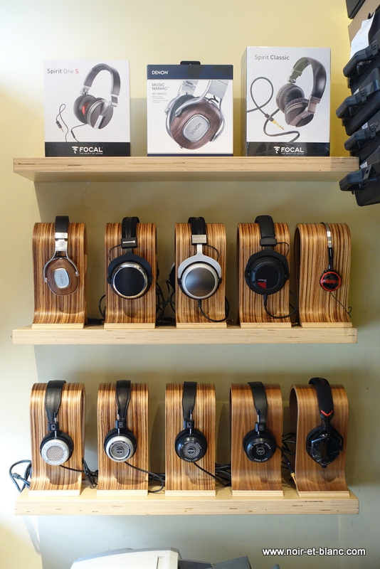 V MODA CROSSFADE