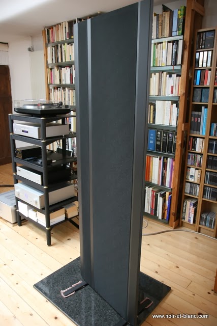 Magnepan MG 3,7 + Hegel H4ASE chez Noir et Blanc