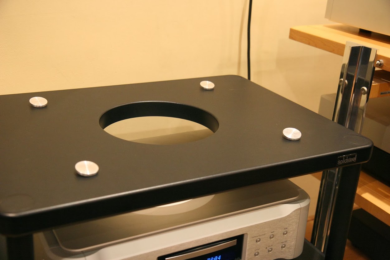 Solidsteel S5-4 chez Noir et Blanc