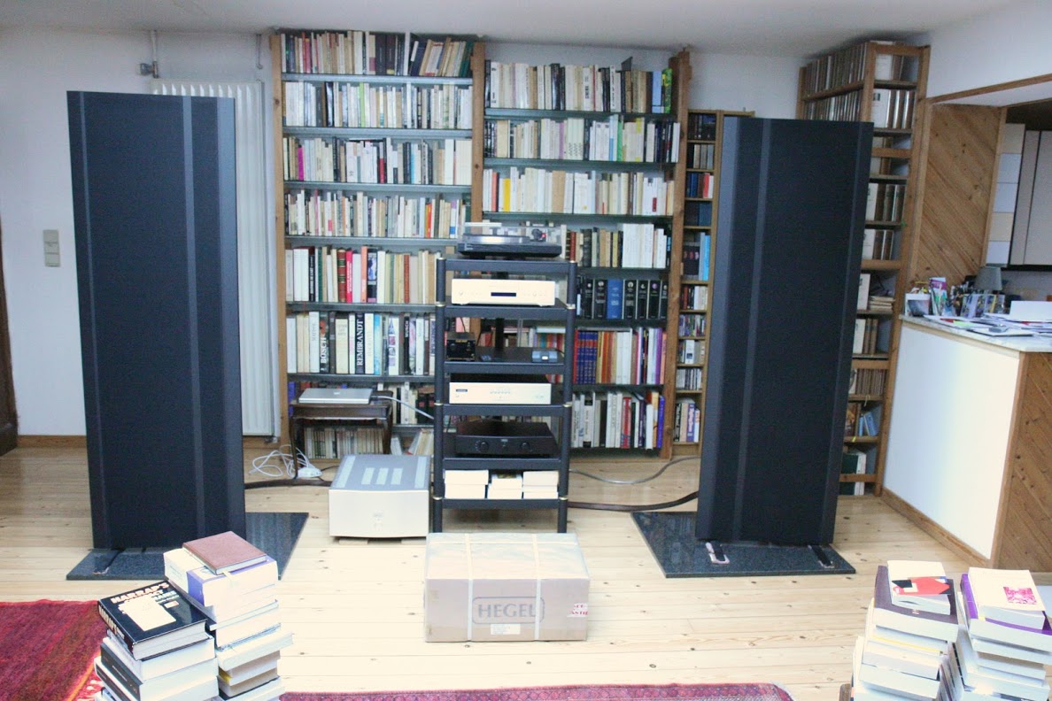 Hegel P30 en ecoute chez Noir et Blanc