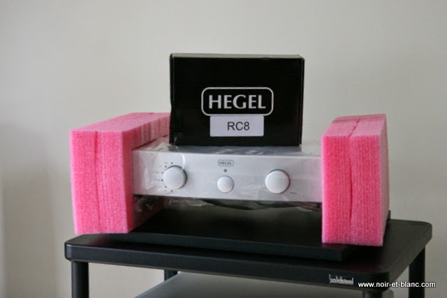 Hegel P20 chez Noir et Blanc