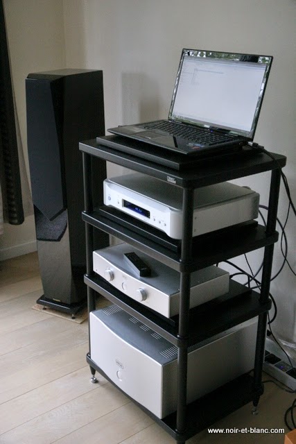Hegel H4ASE + Hegel P20 + Focus Audio FP88SE + Esoteric D-07X chez Noir et Blanc