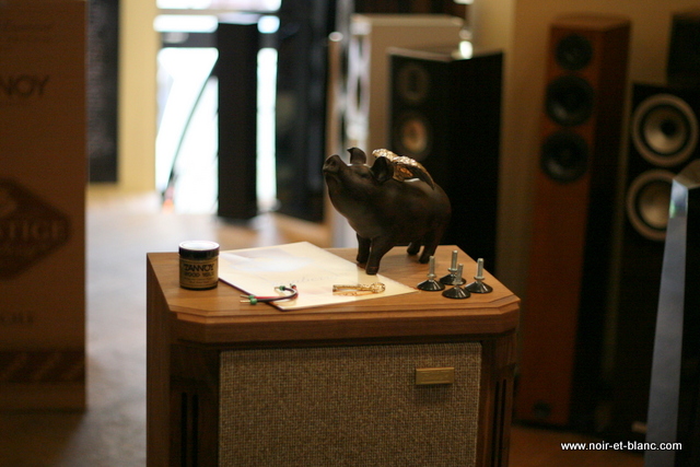 Tannoy Turnberry accessories