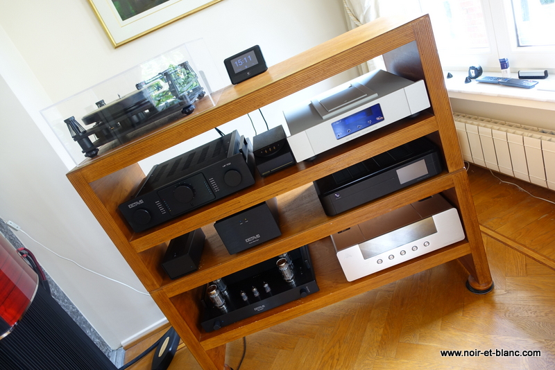 OCTAVE AUDIO HP700