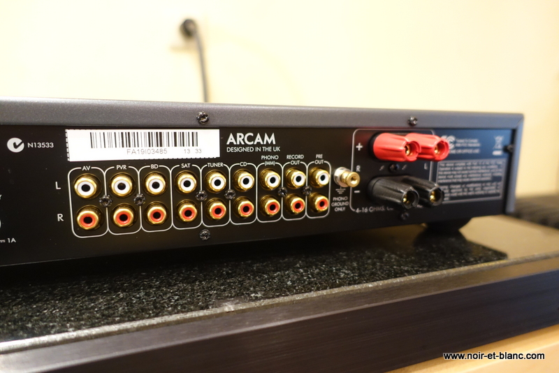 ARCAM FMJ A19