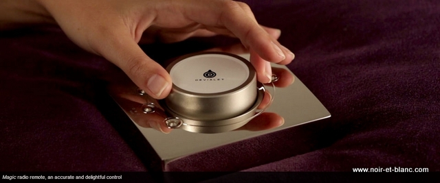 La télécommande du Devialet D-Premier