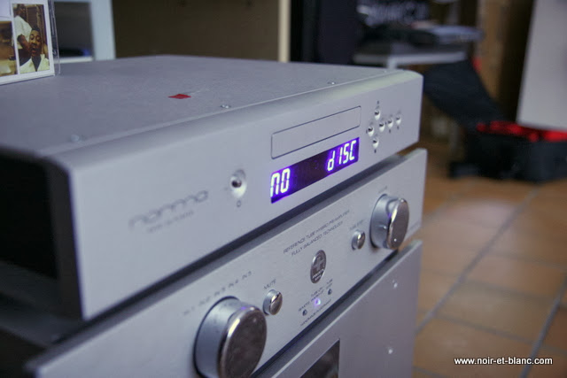 Accusitc Arts Preamp Tube chez Noir et Blanc