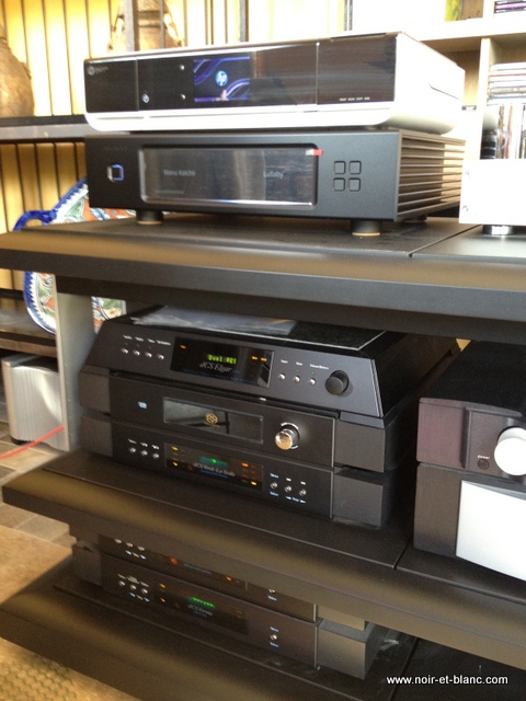 Aurender S10 + dCS Verdi/LaScala + dCS Elgar + dCS Purcell + dCS Verona