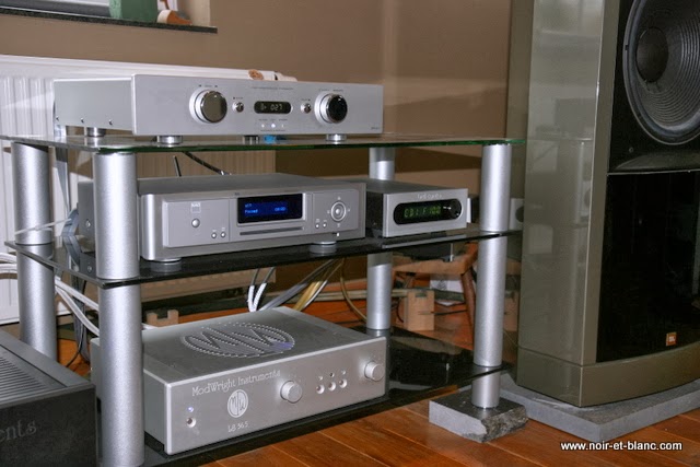 NAD M50 + ACCUSTIC ARTS + MODWRIGHT