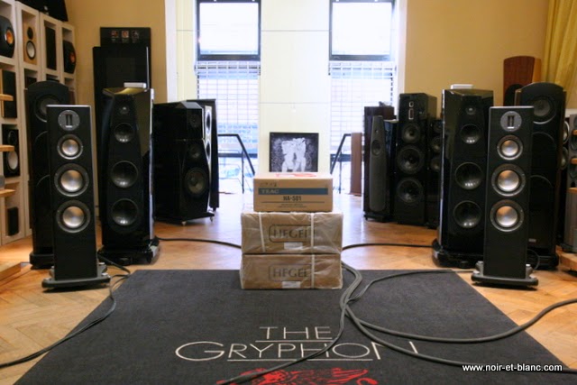 Hegel H80 + hEGEL cdp2mk2 + TEAC HA-501 chez Noir et Blanc