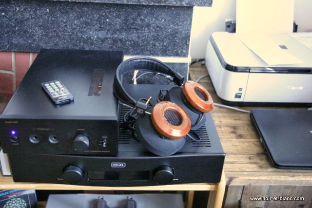 Hegel H80 + Music Hall PH25.2 chez Noir et Blanc