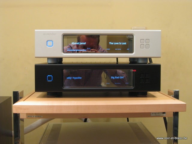 Aurender S10 + Aurender X100 chez Noir et blanc
