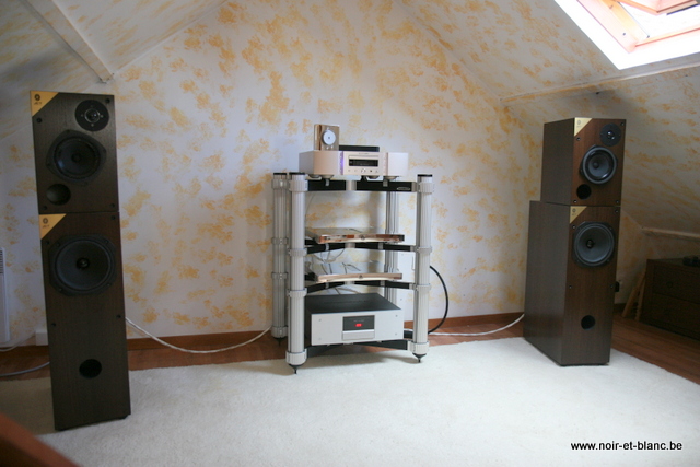 Solid Tech Rack of Silence, Gigawatt PC-4, Devialet, JCT Audio Héritage A+B