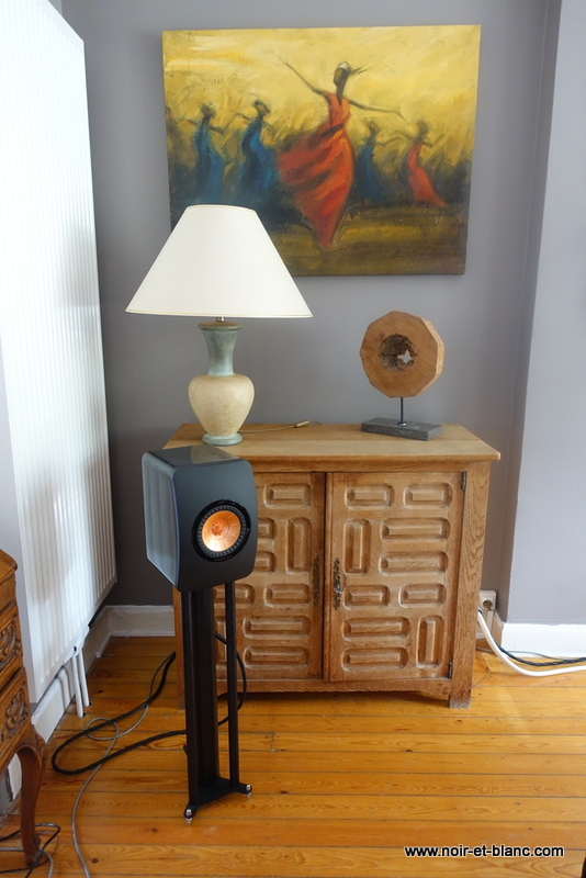 KEF LS50