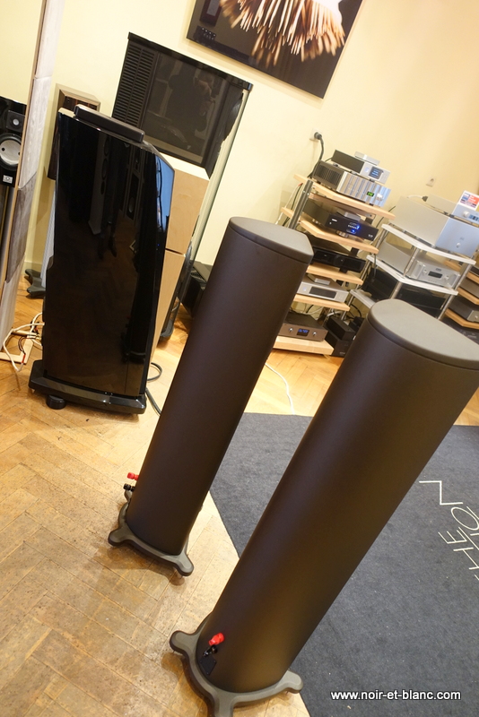 MAGICO S1MKII